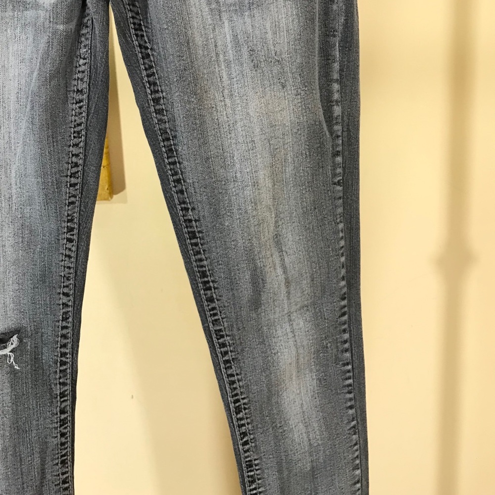 Red Rivet Jeans - Picture 4 of 16